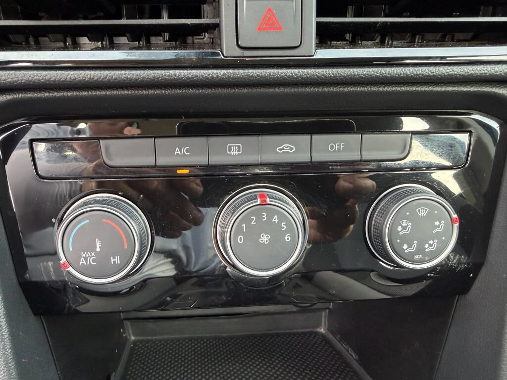 Used 2024 Volkswagen Taos S FWD image 25