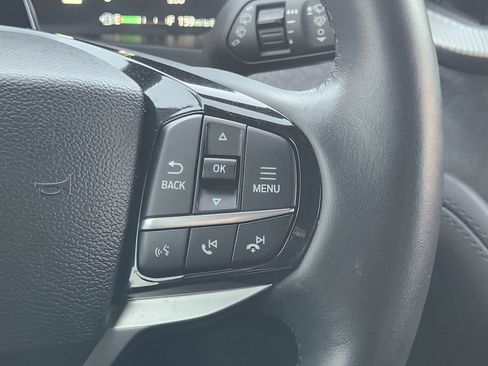 Used 2025 Ford Explorer Platinum w/ Ultimate Package image 33