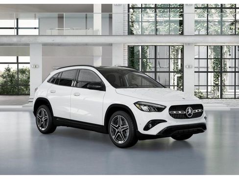New 2026 Mercedes-Benz GLA 250 4MATIC image 11