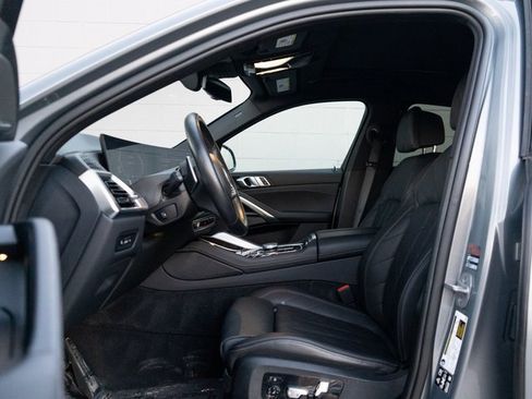 Used 2024 BMW X6 xDrive40i w/ Premium Package image 17