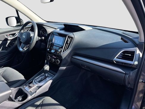 Certified 2023 Subaru Forester Premium image 31