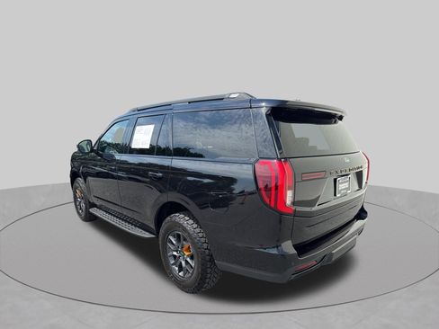 Used 2025 Ford Expedition Tremor AWD/4WD image 6