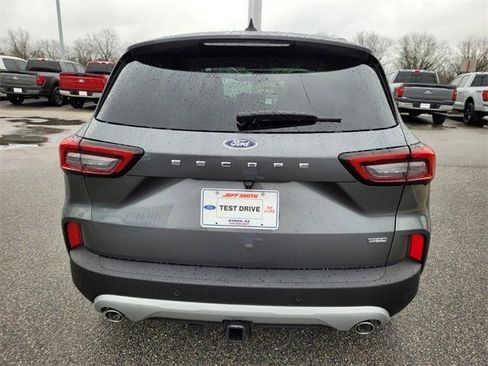 New 2025 Ford Escape Base w/ Class II Trailer Tow Package image 10
