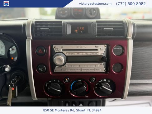 Used 2007 Toyota FJ Cruiser 4WD image 26