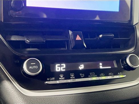 Used 2024 Toyota Corolla LE image 26