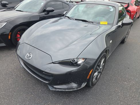 Used 2021 MAZDA MX-5 Miata RF Grand Touring RWD image 5