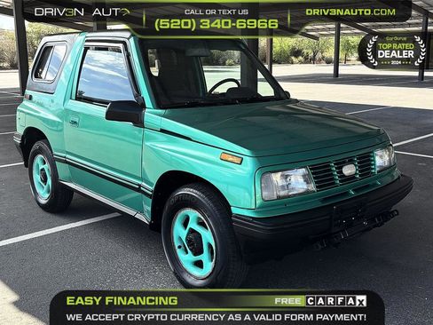 Used 1995 Geo Tracker 4WD 2-Door image 1