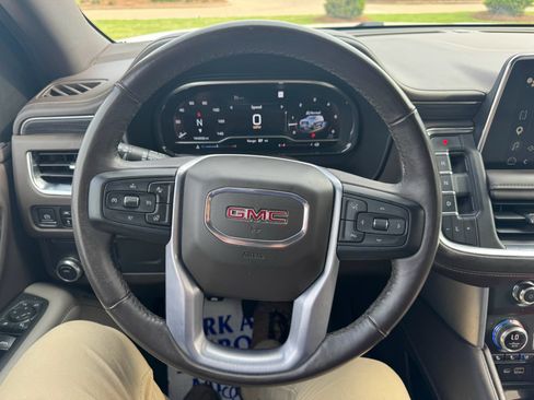 Used 2022 GMC Yukon SLT w/ SLT Premium Package RWD image 22