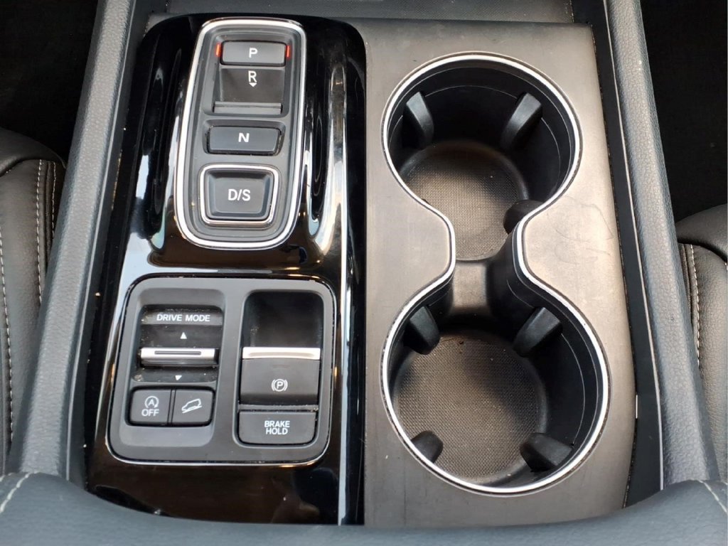 Used 2025 Honda Pilot EX-L image 18