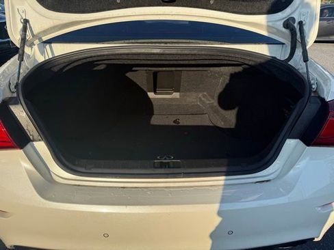 Used 2019 INFINITI Q70 Luxe w/ Sport Package AWD/4WD image 27