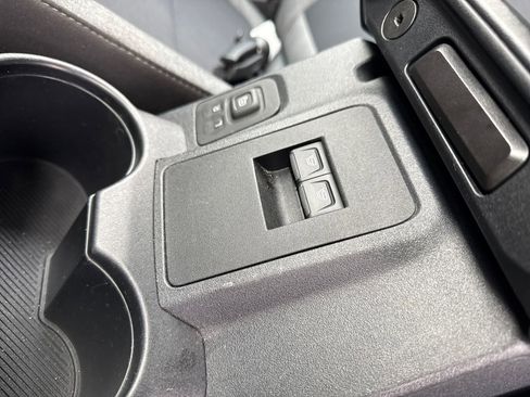 Certified 2022 Ford Bronco 2-Door image 11