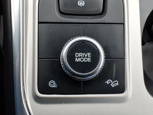 Certified 2023 Ford Explorer XLT w/ Equipment Group 202A AWD/4WD image 20