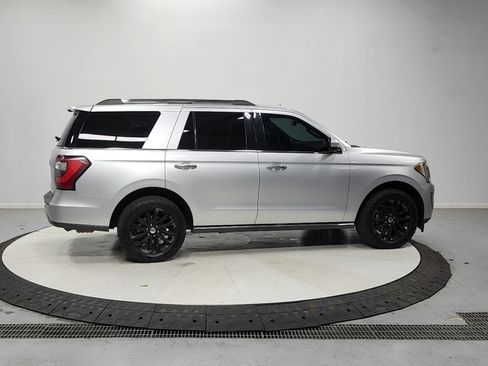 Used 2019 Ford Expedition Limited AWD/4WD image 9