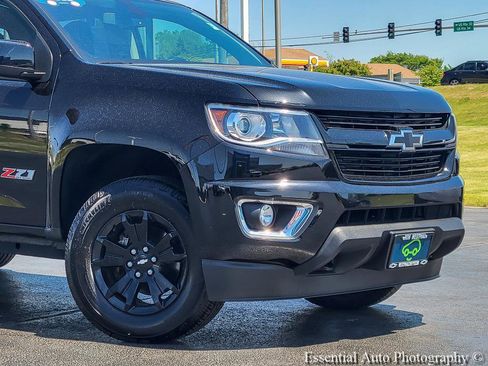Certified 2019 Chevrolet Colorado Z71 w/ Z71 Midnight Edition AWD/4WD image 3