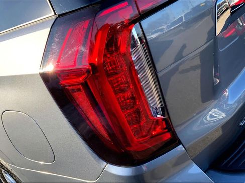 Used 2022 GMC Yukon SLT w/ SLT Premium Package image 26