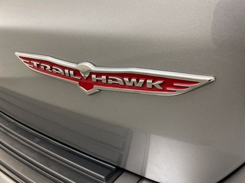 Used 2018 Jeep Grand Cherokee Trailhawk image 7