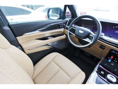 New 2026 Cadillac Escalade IQ Sport 2 w/ LPO, ONYX Package image 8