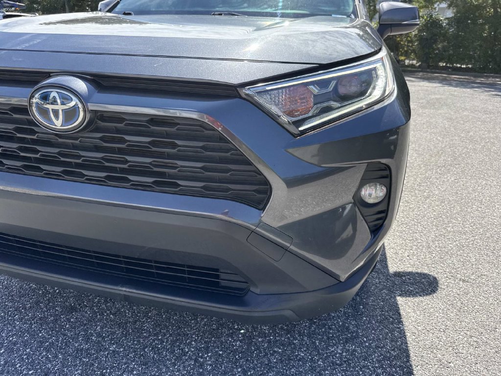 Used 2019 Toyota RAV4 XLE w/ Convenience Package AWD/4WD image 10