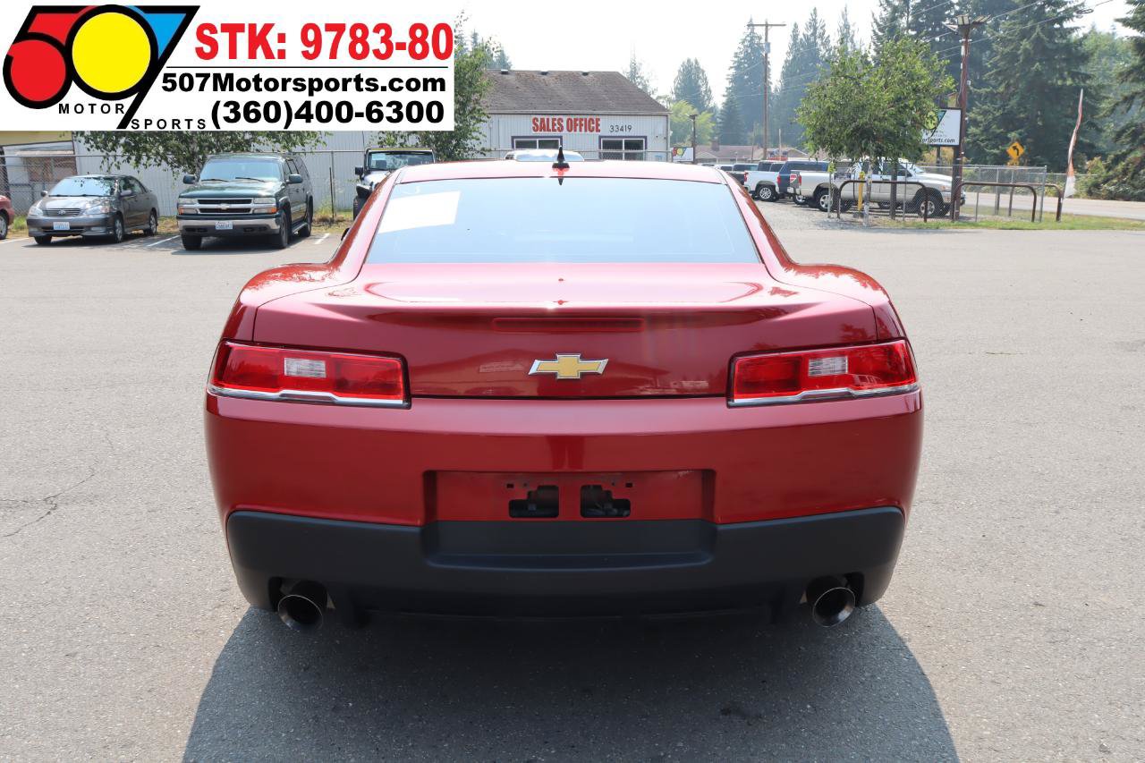 Used 2015 Chevrolet Camaro LT RWD image 6