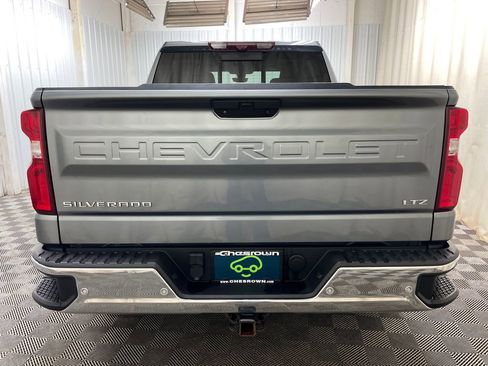 Used 2021 Chevrolet Silverado 1500 LTZ w/ Technology Package AWD/4WD image 24