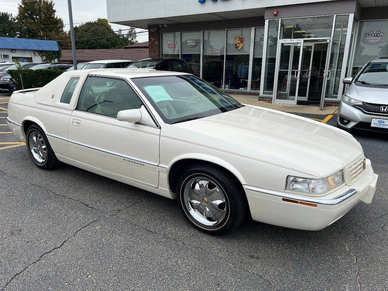 Used 1999 Cadillac Eldorado w/ Comfort/Convenience Pkg FWD image 4