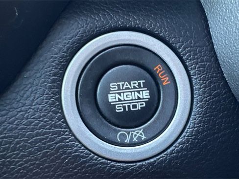 Used 2021 RAM 2500 Laramie w/ Night Edition image 35