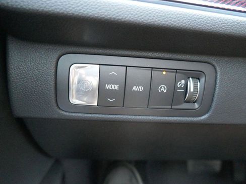 New 2026 Chevrolet Traverse Z71 w/ Enhanced Driving Package AWD/4WD image 20