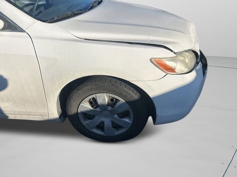 Used 2008 Toyota Camry LE image 12