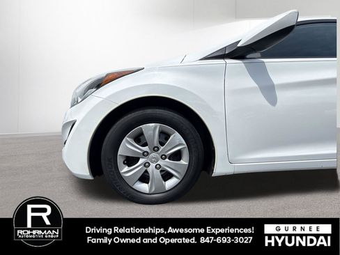 Used 2016 Hyundai Elantra SE FWD image 11