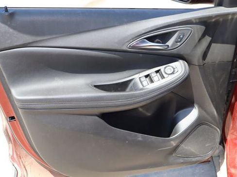 Used 2023 Buick Encore GX Preferred w/ Cold Weather Comfort Package FWD image 18