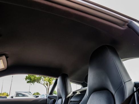Used 2015 Porsche Cayman S RWD image 31