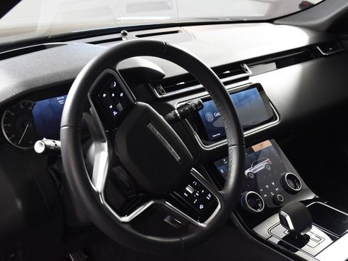 Used 2023 Land Rover Range Rover Velar R-Dynamic S image 13