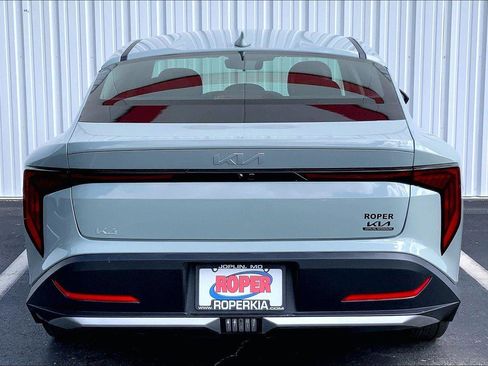 Used 2025 Kia K4 FWD image 4
