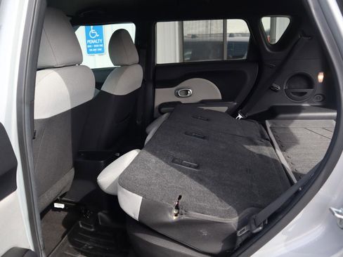Used 2014 Kia Soul image 39