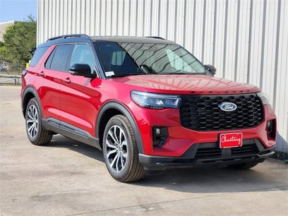 New 2025 Ford Explorer ST-Line w/ Premium Package