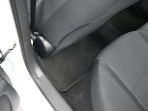 Certified 2025 Nissan Sentra S FWD image 16