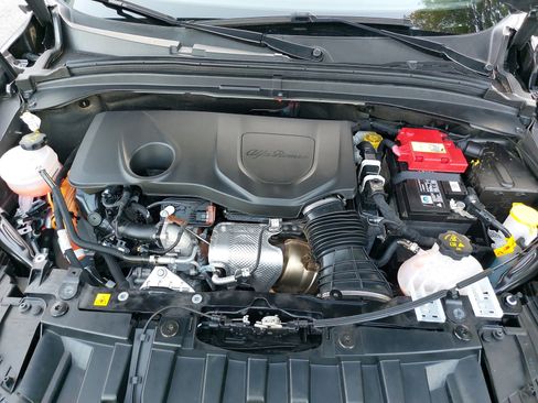 Used 2024 Alfa Romeo Tonale Veloce image 33