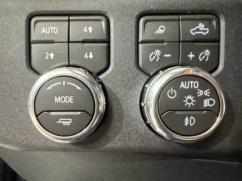 New 2026 GMC Sierra 1500 Elevation w/ Elevation Premium Package AWD/4WD image 20