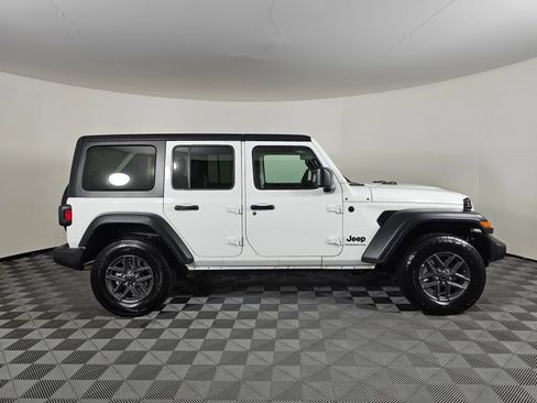 Used 2024 Jeep Wrangler Sport S image 2