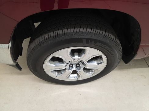 Used 2020 RAM 1500 Big Horn AWD/4WD image 2