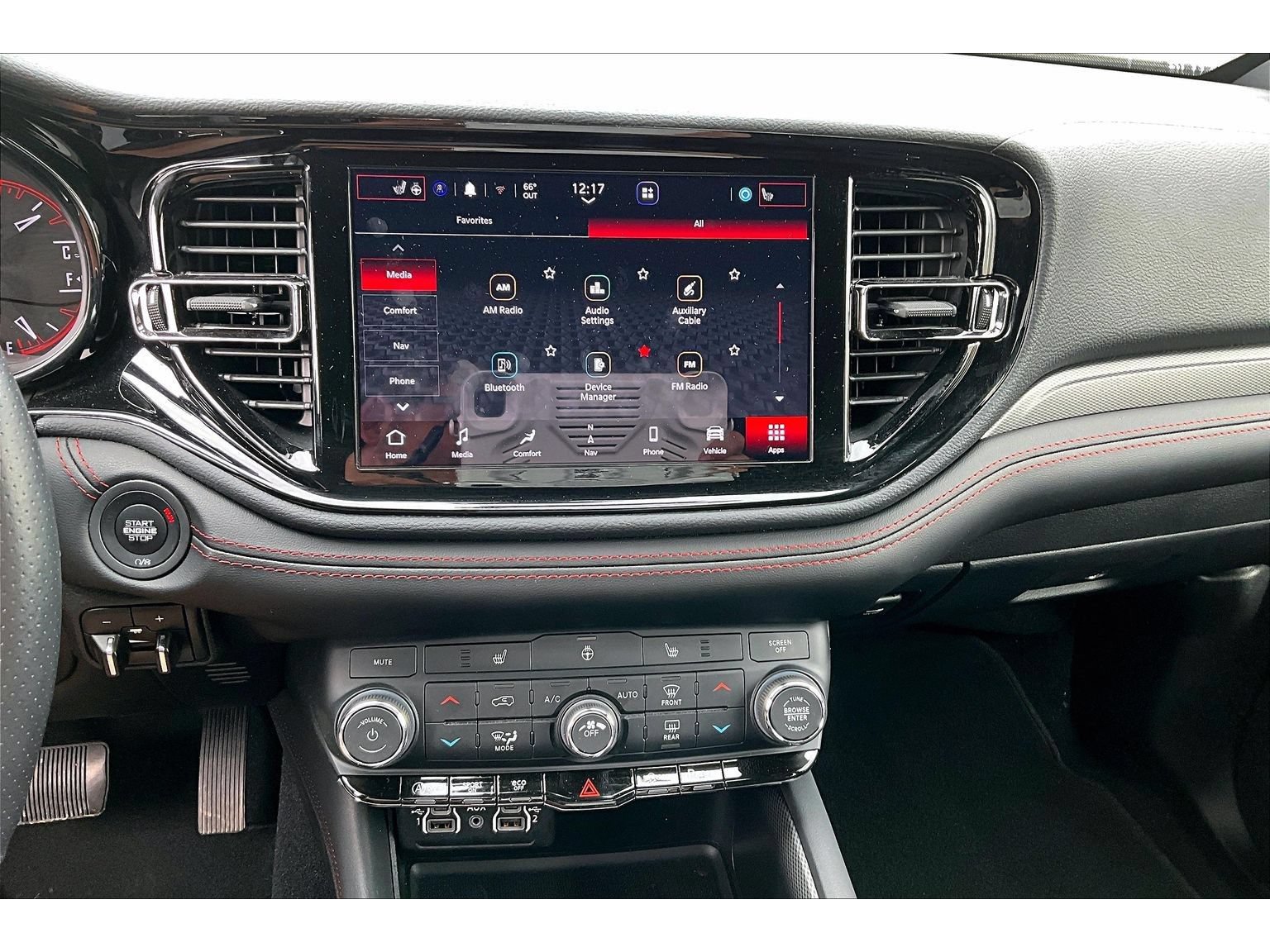 Certified 2025 Dodge Durango GT w/ Trailer Tow Group IV AWD/4WD image 25