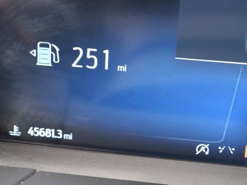 Used 2025 Ford Escape Platinum AWD/4WD image 32