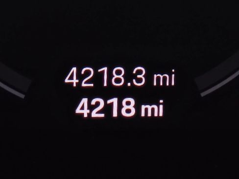 Certified 2024 Porsche 911 Targa 4S image 39