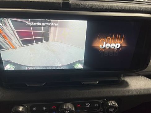 New 2026 Jeep Gladiator Sport AWD/4WD image 14