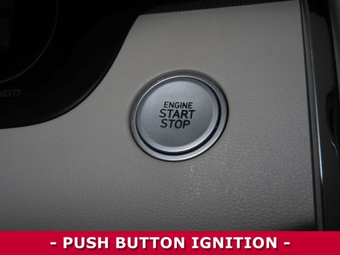 Used 2024 Hyundai Tucson Limited image 15