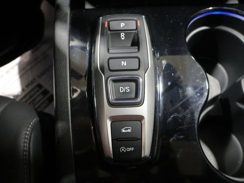 Used 2022 Honda Pilot Elite image 37