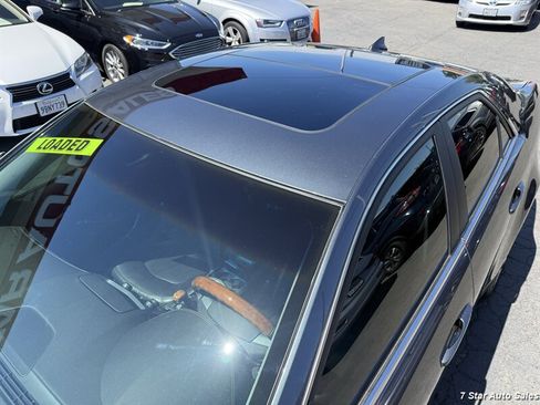 Used 2011 Cadillac CTS Premium RWD image 16