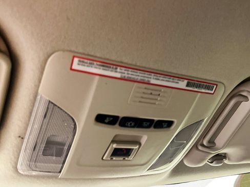 Used 2022 Toyota Corolla LE FWD image 20