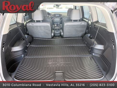 Used 2020 Honda Pilot Touring image 7