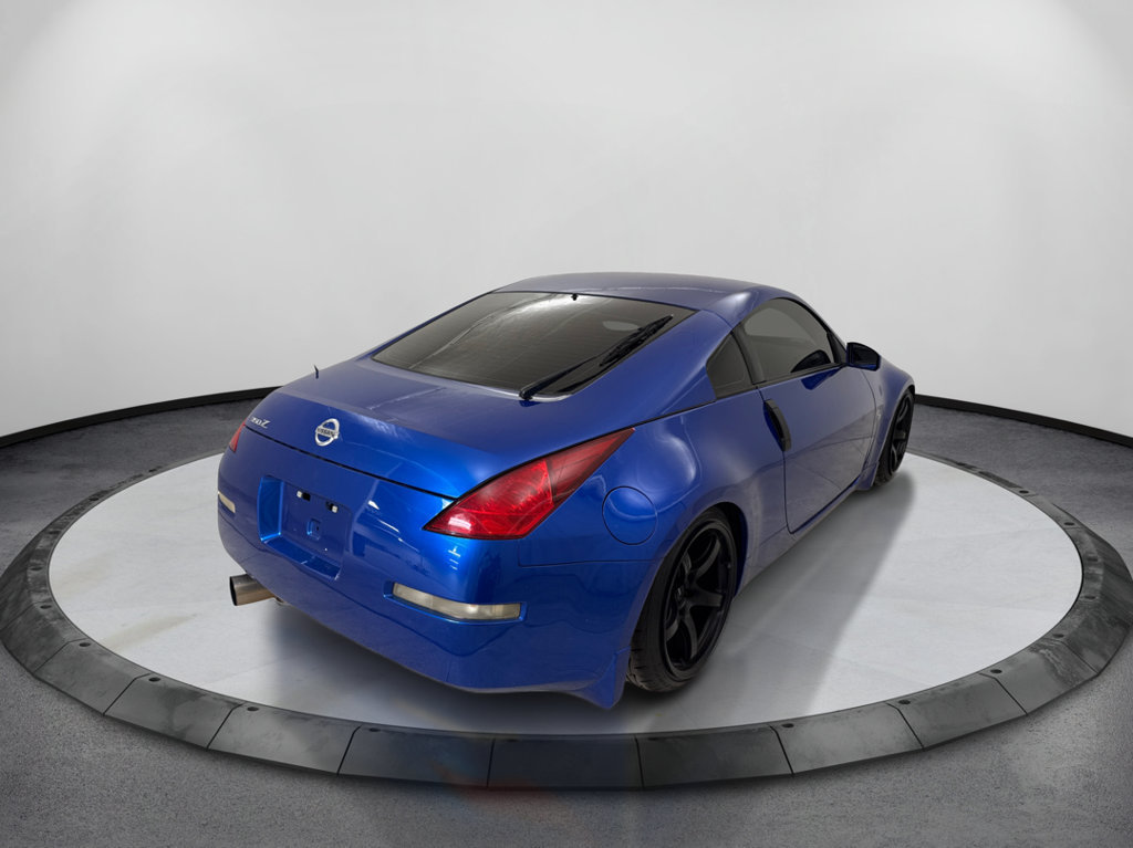 Used 2004 Nissan 350Z Coupe RWD image 6
